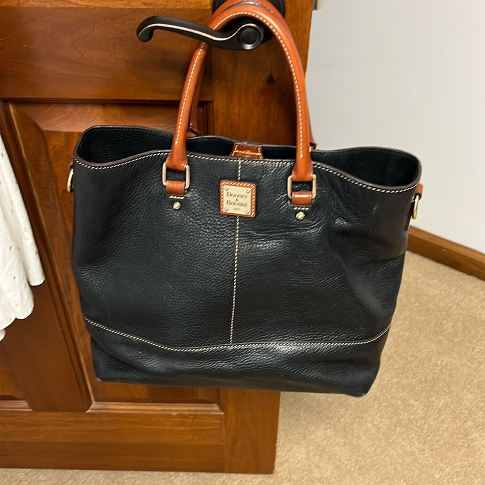 Dooney & Bourke Large Leather Tote